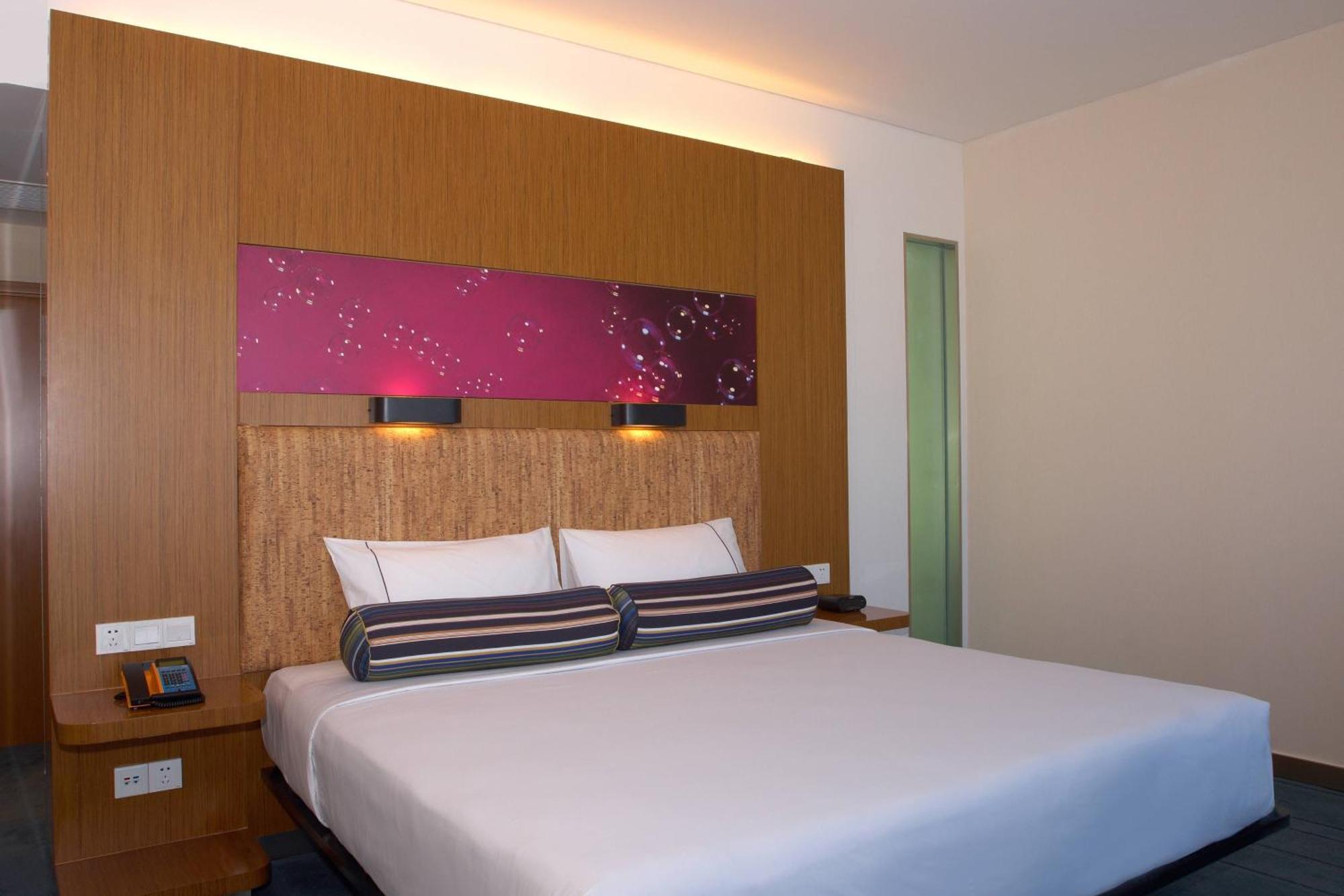Aloft Beijing, Haidian Экстерьер фото