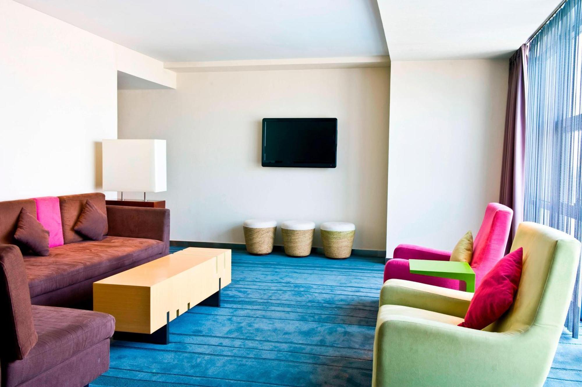 Aloft Beijing, Haidian Экстерьер фото